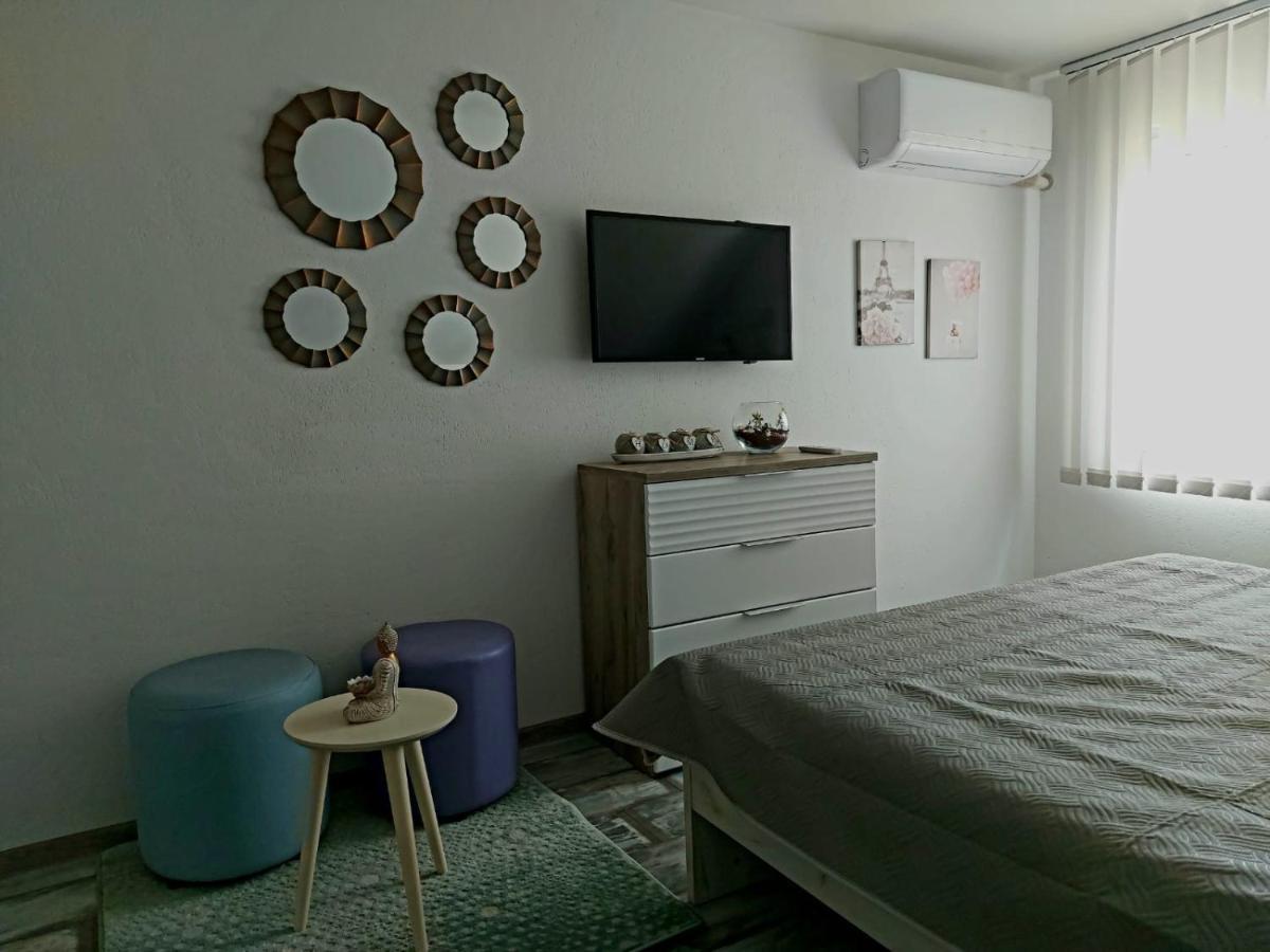 Lucic Guesthouse Τσέτινιε Εξωτερικό φωτογραφία