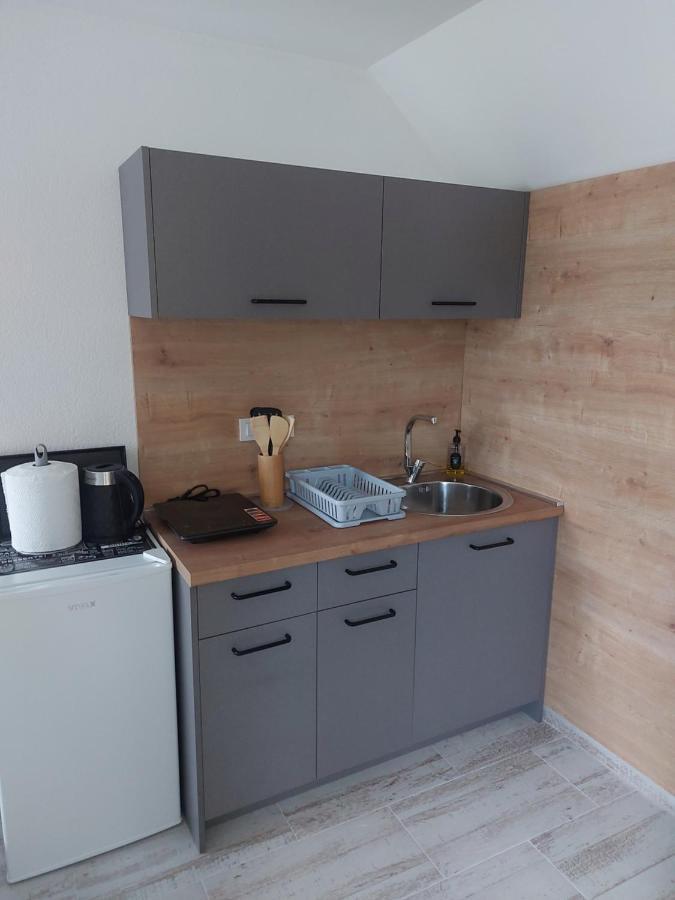 Lucic Guesthouse Τσέτινιε Εξωτερικό φωτογραφία