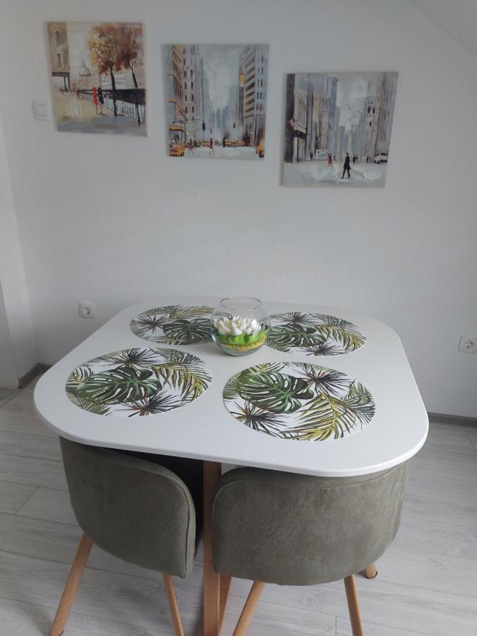 Lucic Guesthouse Τσέτινιε Εξωτερικό φωτογραφία
