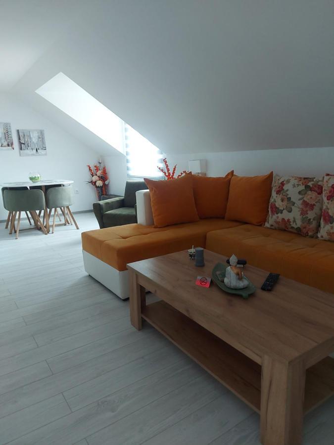 Lucic Guesthouse Τσέτινιε Εξωτερικό φωτογραφία
